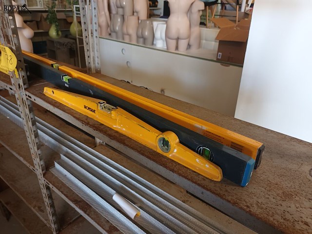 Lot 79 - waterpas. 4 stuks - afbeelding 2 van  4