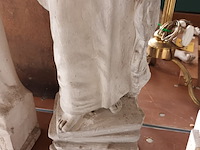 Lot 796 - beeld dame in gips - afbeelding 4 van  4