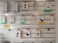 Lot 8 - accessoires voor gsm. 17 stuks