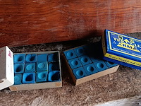 Lot 8 - afschermingsblad en scorebord - afbeelding 3 van  3