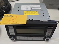 Lot 8 - auto radio- cd speler