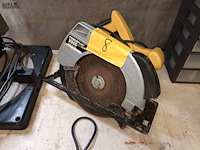 Lot 8 - cirkelzaag powerplus