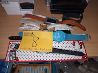 Lot 8 - dames polshorloges. 9 stuks - afbeelding 6 van  6