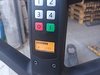 Lot 8 - elektrische bt lifter - afbeelding 4 van  7