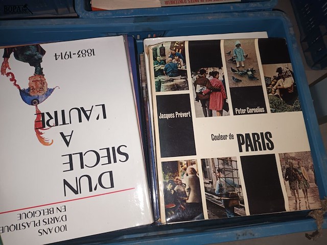 Lot 8 - franstalige boeken. 3 bakken - afbeelding 3 van  4