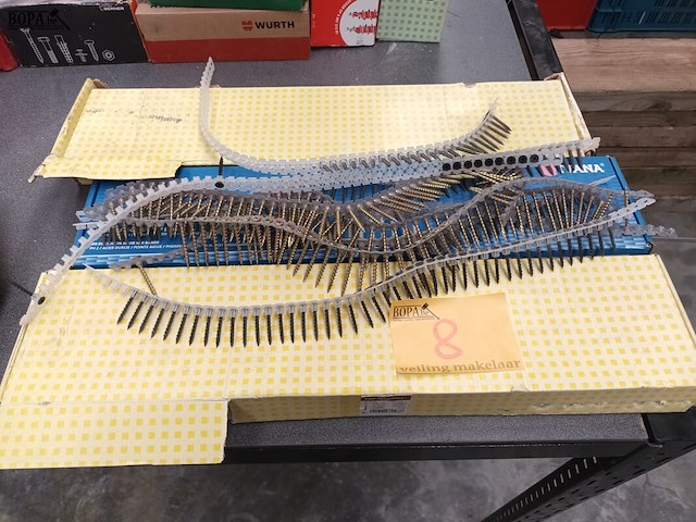 Lot 8 - gipsplaatschroef op band. 3 dozen - afbeelding 1 van  3
