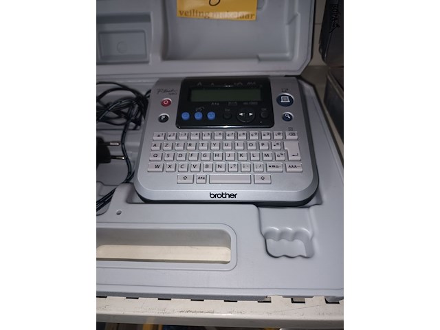 Lot 8 - labelprinter brother - afbeelding 3 van  3