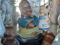 Lot 8 - lot diverse oude beeldjes - afbeelding 2 van  4