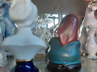 Lot 8 - lot diverse oude beeldjes - afbeelding 4 van  4