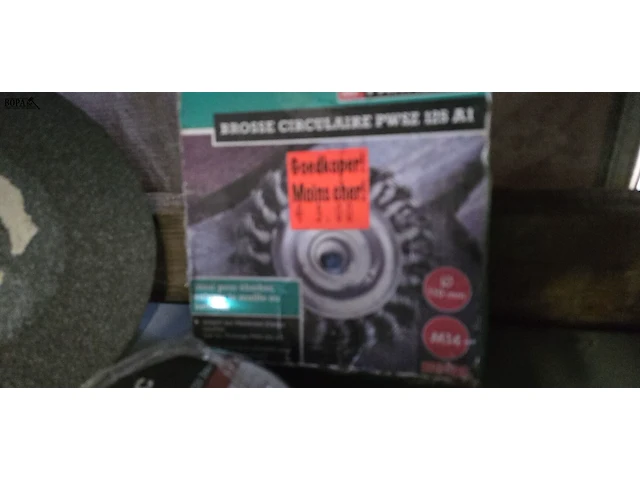 Lot 8 - lot slijpschijven en staalborstel - afbeelding 3 van  4