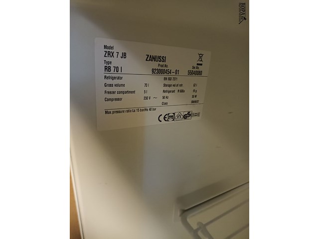 Lot 8 - minibar zanussi - afbeelding 3 van  3