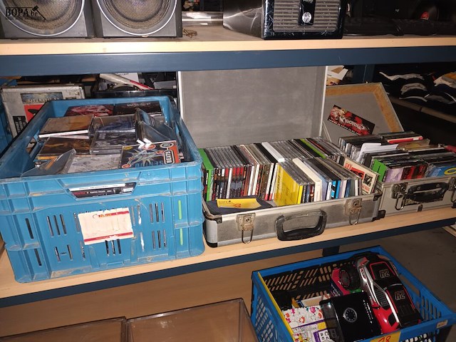 Lot 8 - muziek cd’s - afbeelding 2 van  5