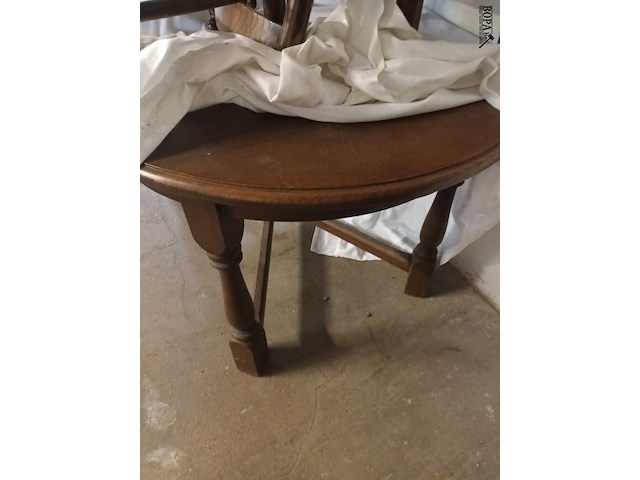 Lot 8 - ovalen eettafel met 6 stoelen - afbeelding 2 van  4