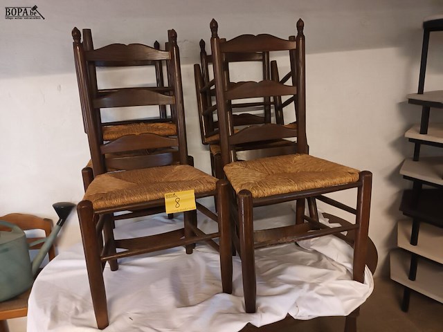Lot 8 - ovalen eettafel met 6 stoelen - afbeelding 4 van  4