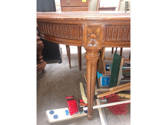 Lot 8 - ovalen tafel en stoelen - afbeelding 3 van  8