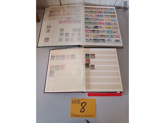 Lot 8 - postzegels. 3 boeken - afbeelding 1 van  6
