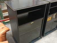 Lot 8 - stereokasten. 2 stuks - afbeelding 2 van  6