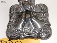 Lot 8 - verzilverde kandelaar wilcox - afbeelding 3 van  5