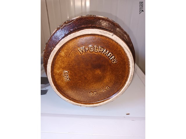 Lot 8 - vintage vaas bay keramik - afbeelding 4 van  4