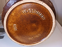 Lot 8 - vintage vaas bay keramik - afbeelding 4 van  4