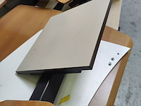 Lot 8 - wachtbank - afbeelding 3 van  3