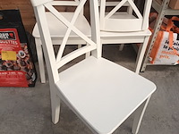Lot 8 - witte houten ikea stoelen. 4 stuks - afbeelding 3 van  4