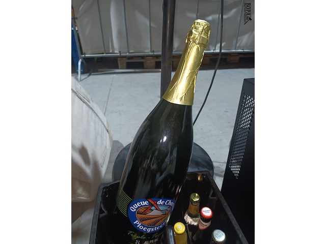 Lot 80 - bier en frisdranken - afbeelding 2 van  4