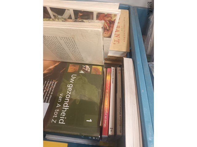 Lot 80 - boeken. 3 bakken - afbeelding 5 van  6