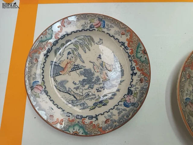 Lot 80 - chinese bordjes. 4 stuks - afbeelding 2 van  4