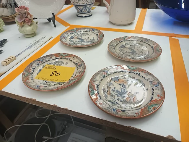 Lot 80 - chinese bordjes. 4 stuks - afbeelding 3 van  4