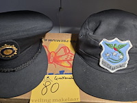 Lot 80 - guatemala 1 kepie + 1 pet - afbeelding 1 van  3