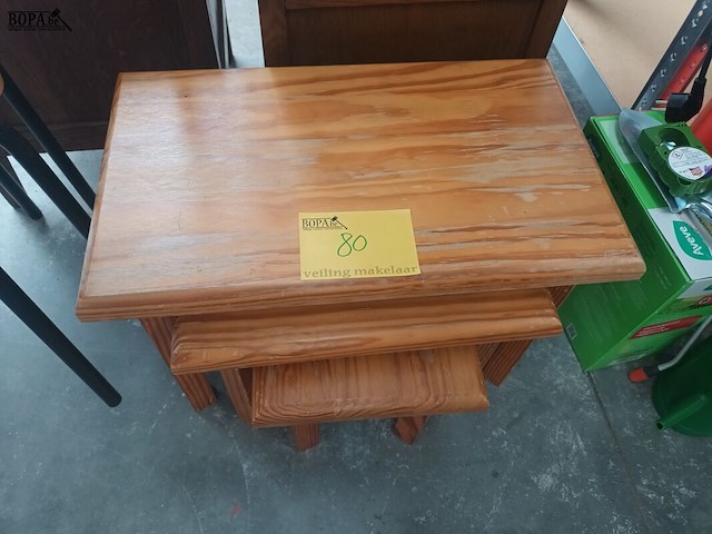 Lot 80 - houten bijzettafels - afbeelding 3 van  3
