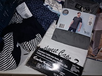 Lot 80 - kledij - afbeelding 5 van  5