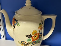 Lot 80 - lot keramiek met stempel - afbeelding 6 van  10