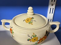 Lot 80 - lot keramiek met stempel - afbeelding 9 van  10