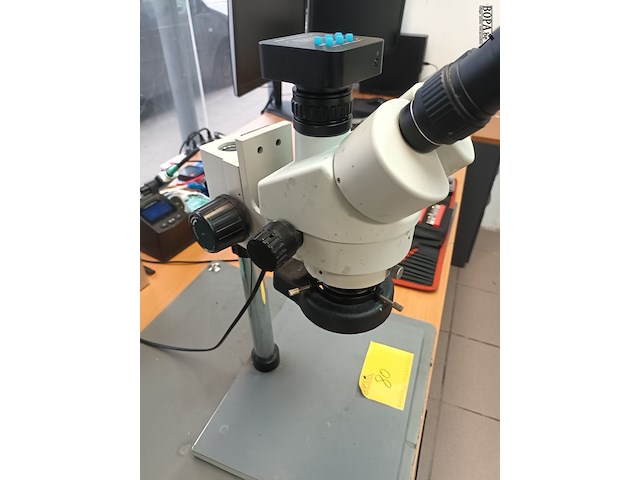 Lot 80 - microscoop - afbeelding 3 van  4