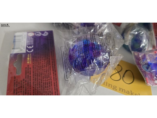 Lot 80 - orb odditeez beadiballz, nieuw 11 stuks - afbeelding 3 van  3