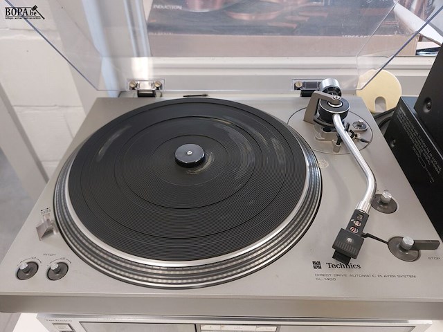 Lot 80 - platenspeler en cassetespeler technics - afbeelding 3 van  5