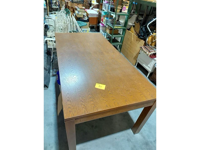 Lot 80 - prachtige eiken tafel met vierkante poten - afbeelding 1 van  5