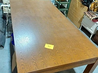 Lot 80 - prachtige eiken tafel met vierkante poten