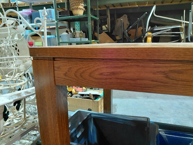 Lot 80 - prachtige eiken tafel met vierkante poten - afbeelding 4 van  5