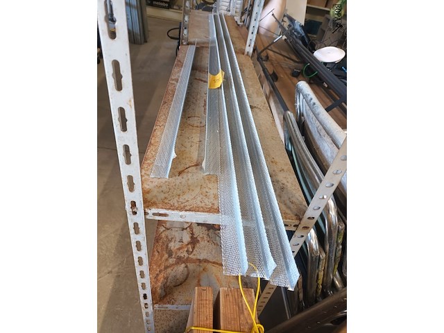 Lot 80 - profielen. 5 stuks - afbeelding 1 van  3