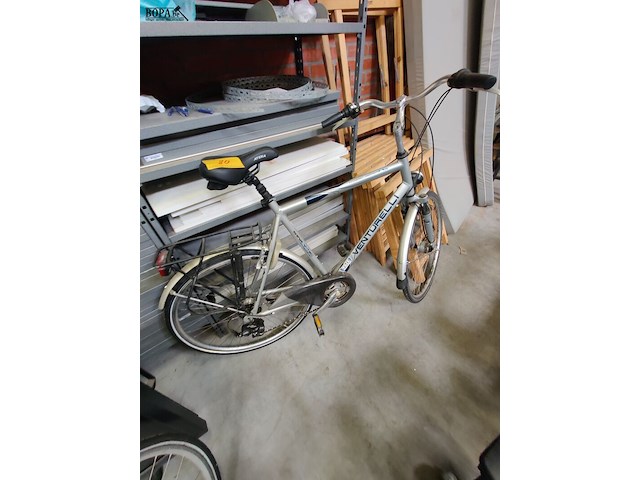 Lot 80 - venturelli fiets - afbeelding 1 van  2