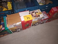 Lot 80 - verlichte kerstdecoratie. 6 stuks - afbeelding 1 van  5