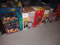 Lot 80 - verlichte kerstdecoratie. 6 stuks - afbeelding 2 van  5