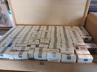 Lot 80 - verzameling oude rookwaren. 3 dozen - afbeelding 2 van  5