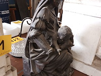 Lot 802 - beeld maria met kind in gips - afbeelding 3 van  3