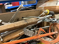 Lot 81 - assortiment gereedschap allerlei - afbeelding 4 van  4