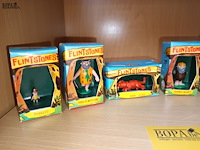 Lot 81 - flintstones figuurtjes. 7 stuks - afbeelding 2 van  4