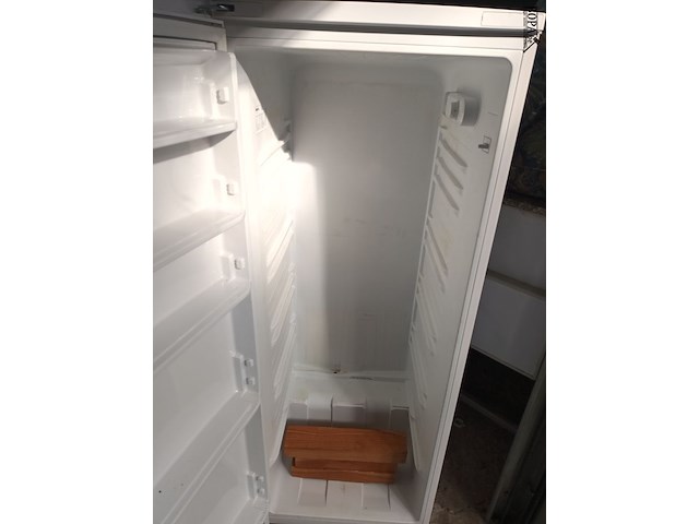 Lot 81 - koelkast beko - afbeelding 2 van  4